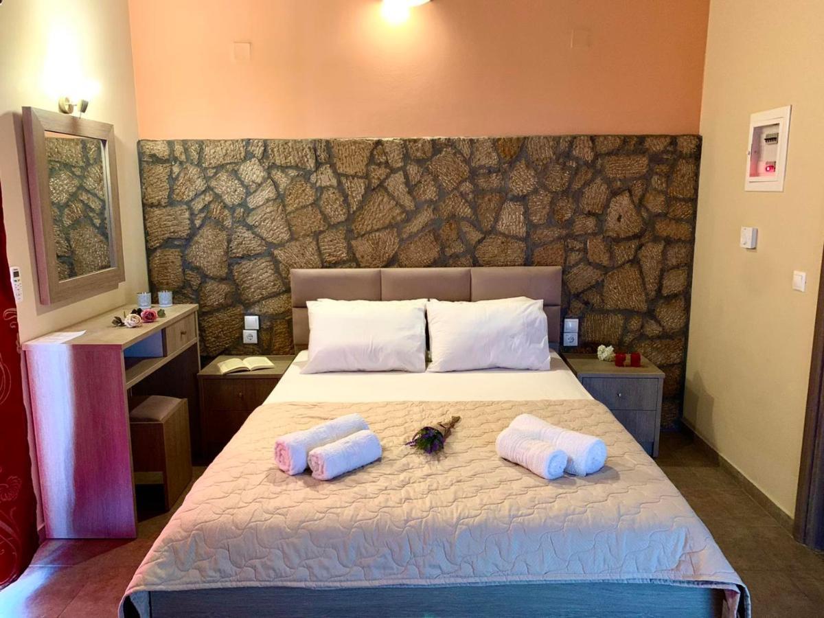 Alkionis Pool View Apartments Lefkada City Bagian luar foto