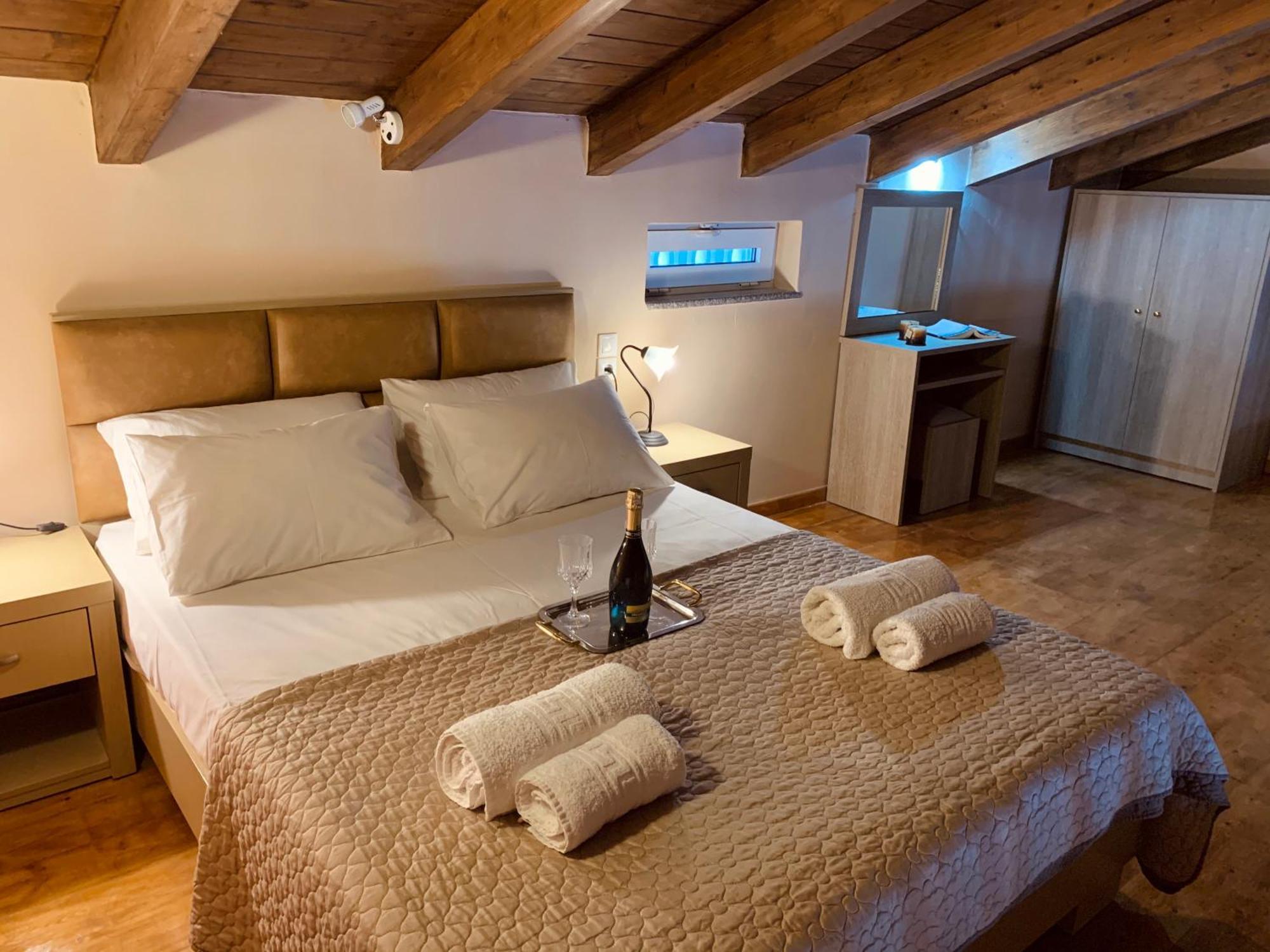 Alkionis Pool View Apartments Lefkada City Ruang foto