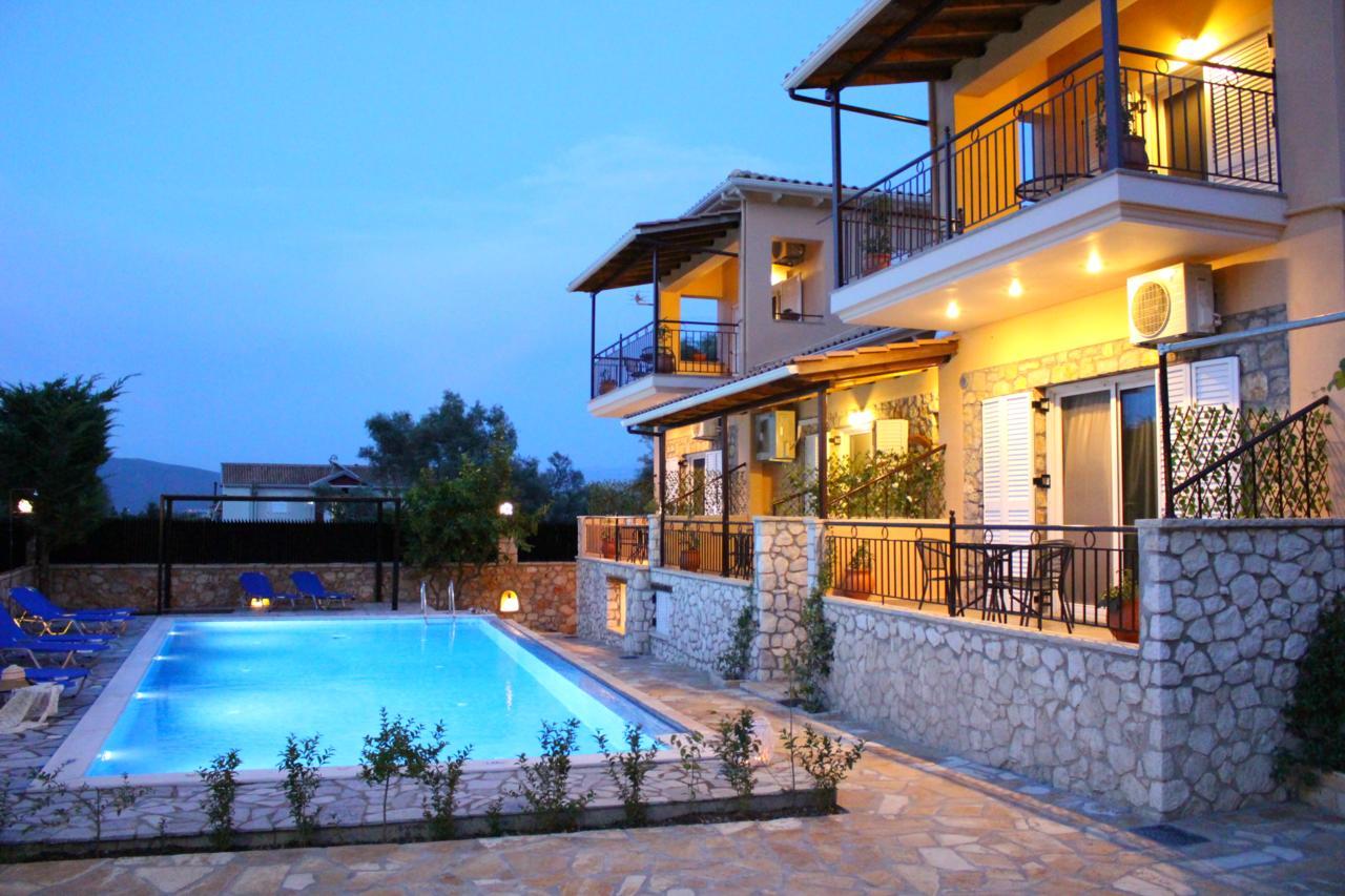 Alkionis Pool View Apartments Lefkada City Bagian luar foto