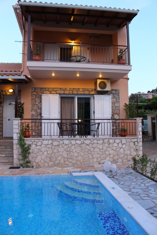 Alkionis Pool View Apartments Lefkada City Bagian luar foto