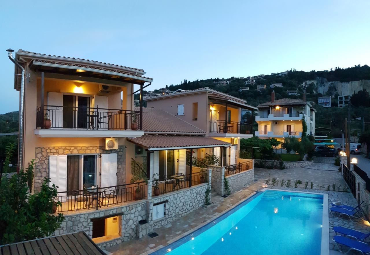 Alkionis Pool View Apartments Lefkada City Bagian luar foto