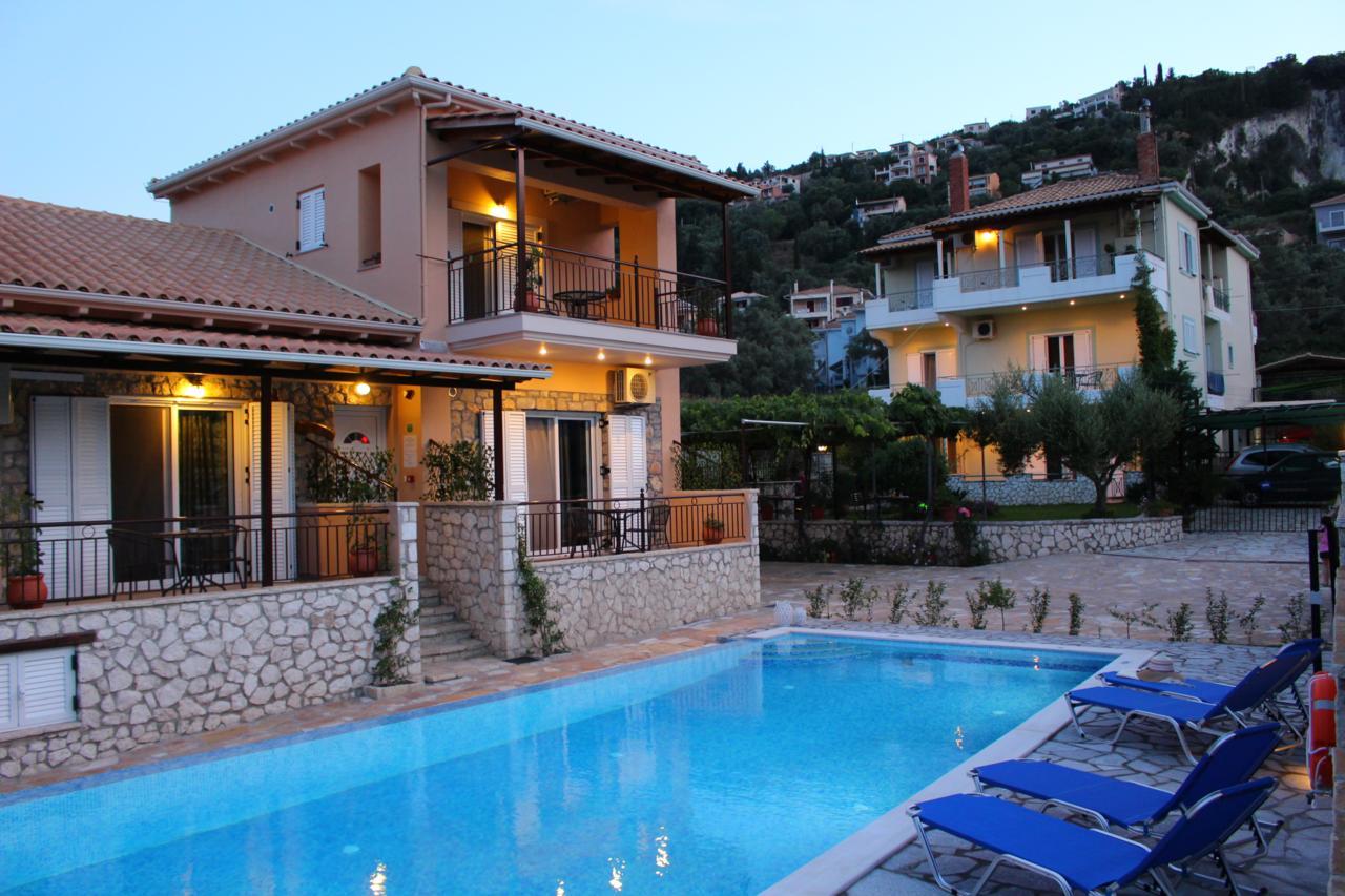 Alkionis Pool View Apartments Lefkada City Bagian luar foto