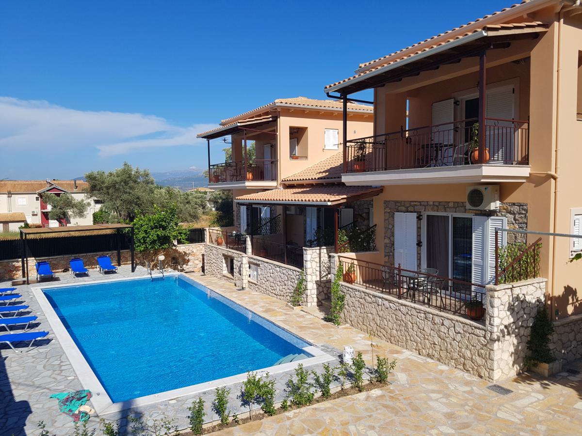 Alkionis Pool View Apartments Lefkada City Bagian luar foto