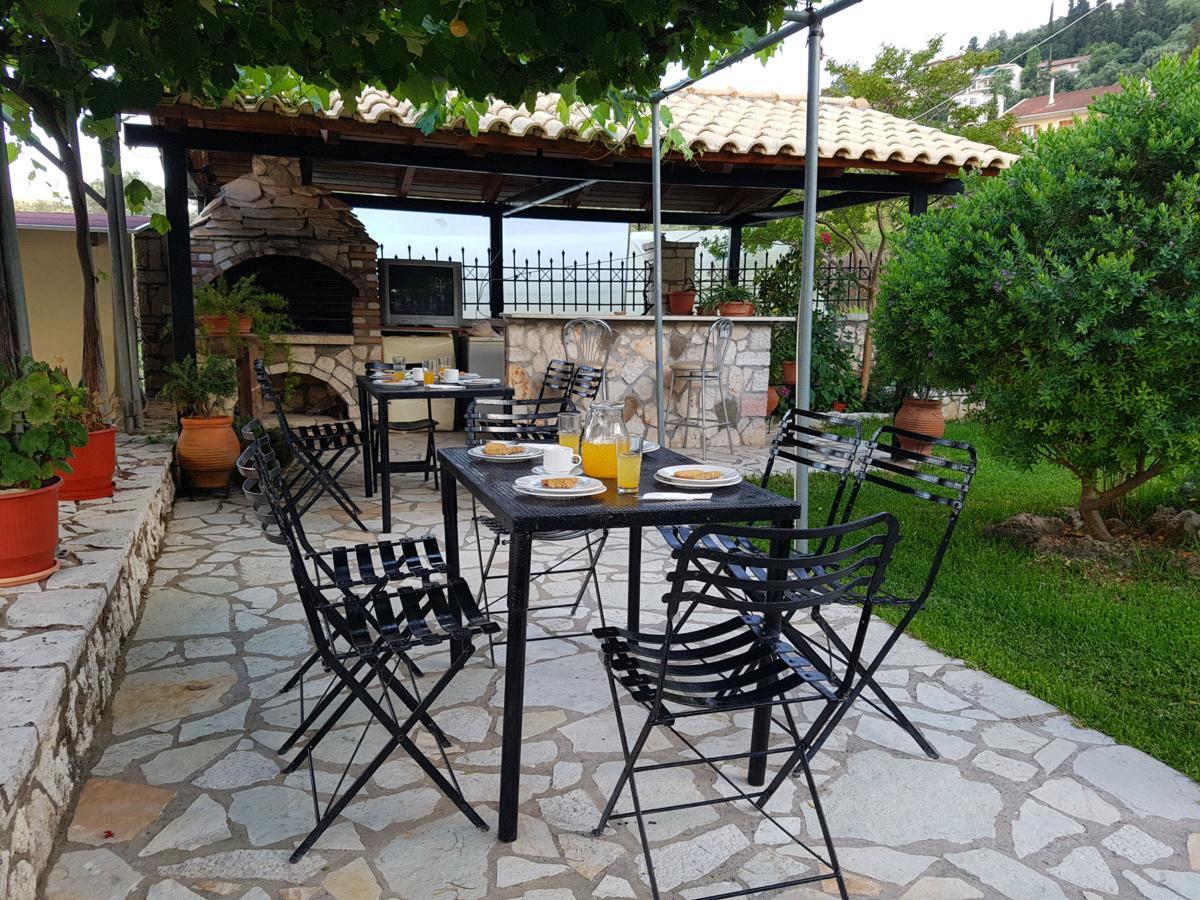 Alkionis Pool View Apartments Lefkada City Bagian luar foto